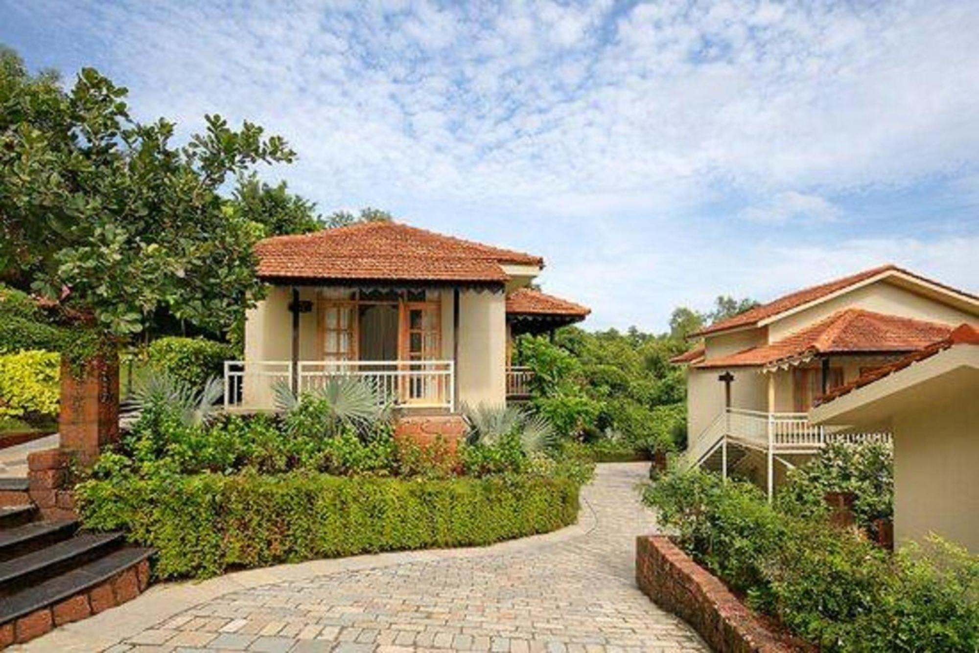 Amritara Aura Resort & Spa Mandrem Exteriör bild
